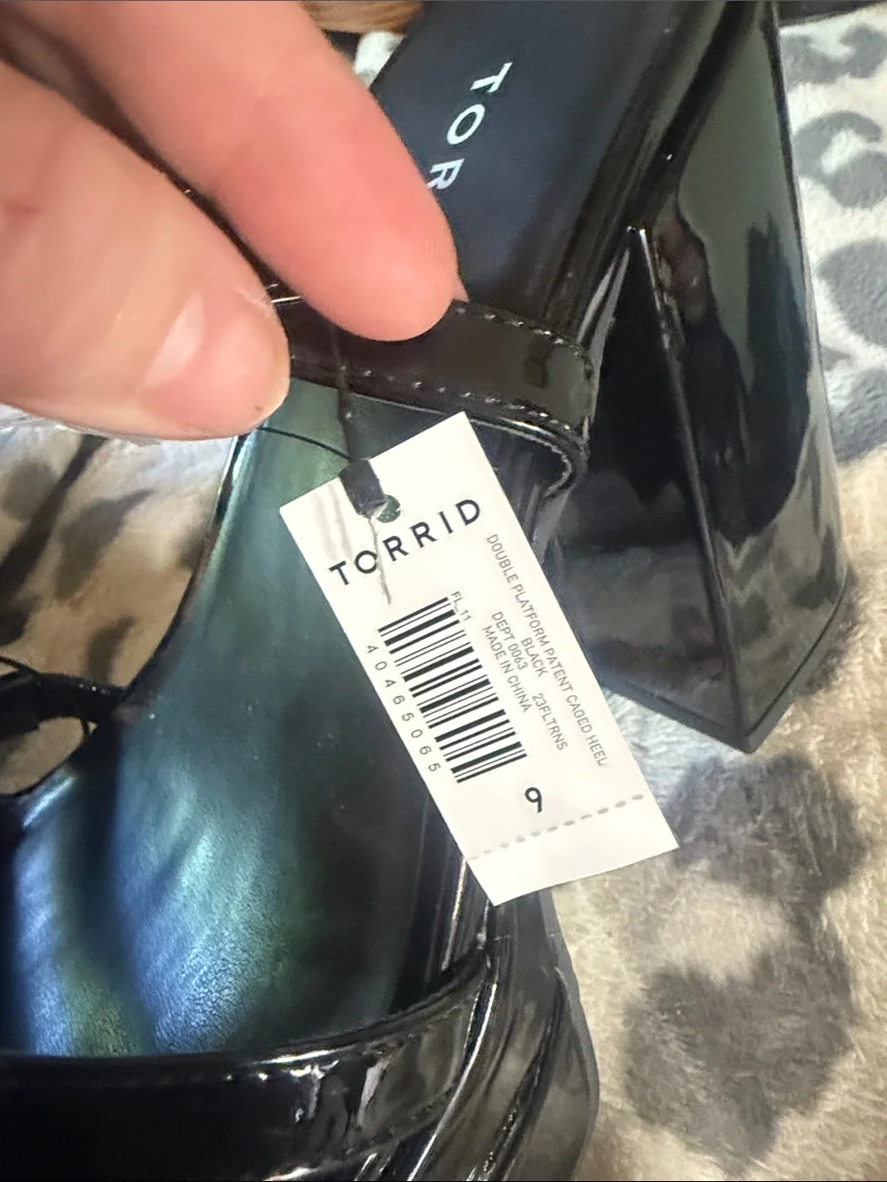Torrid Black Patent Double Platform Caged Heels Size 9 NWT